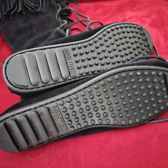 NWOT Minnetonka Black Knee High Suede Fringed Boots - Picture 3 of 5